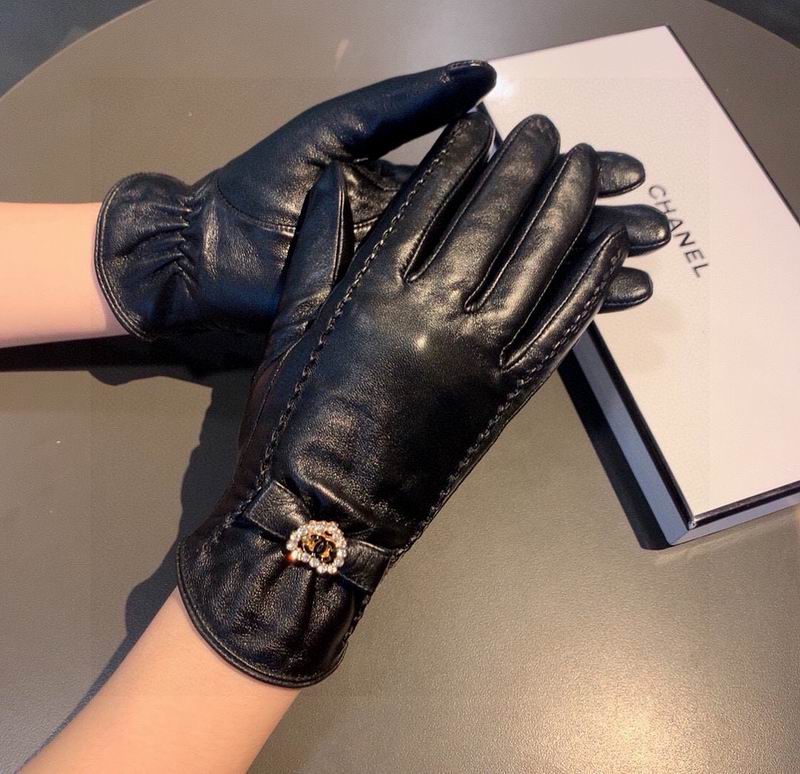 Chanel gloves hm229